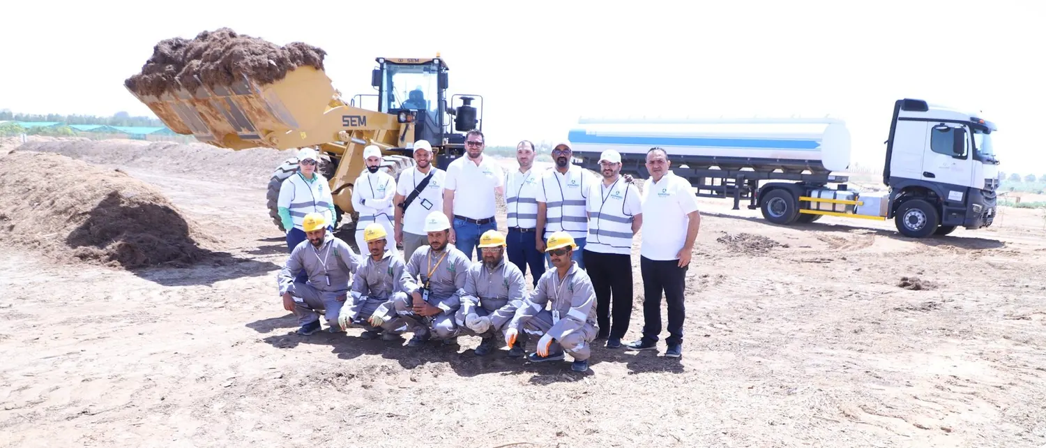 The Mawared Baladi team on site at the production facility