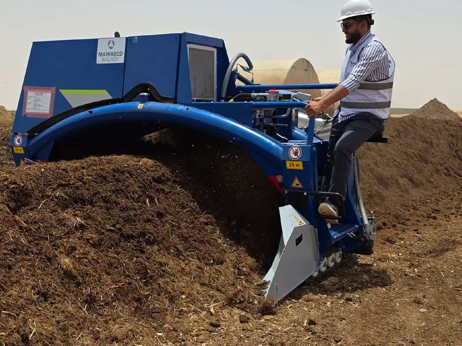 Controlled composting and maturation in windrows